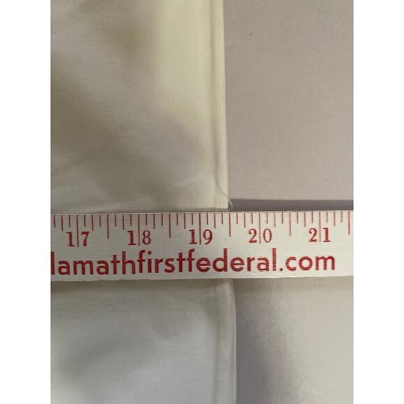 VTG JIANGSU Hand Embroidered Pillowcases scalloped edges White 100% Cotton - Picture 9 of 9